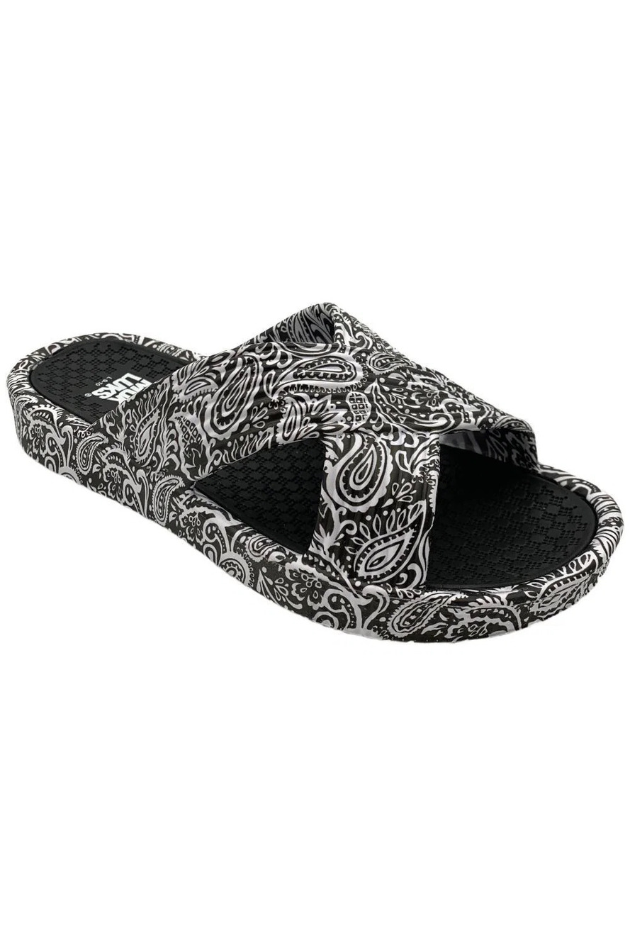MUK LUKS Women's Spa Day Sandal Black/White -
